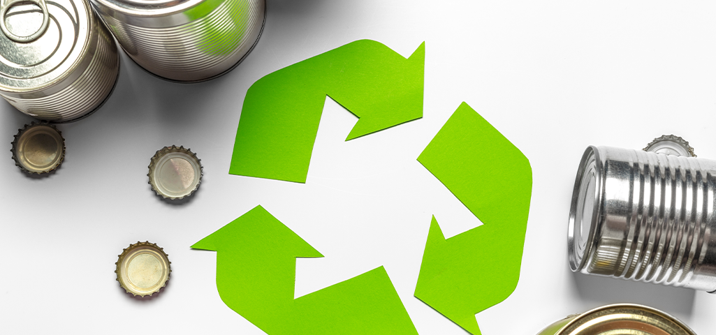 Imagem representando a reciclagem do metal.